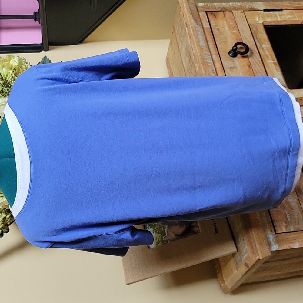 Vintage Tee - Picture 5 of 6